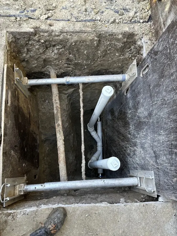 Experienced plumber completing Gas Line Repair work in Hartland